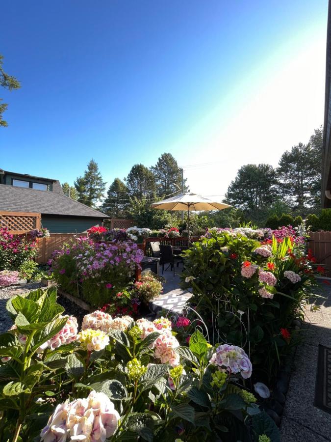 Garden Home In Victoria -Beautiful Home In Victoria Exterior photo